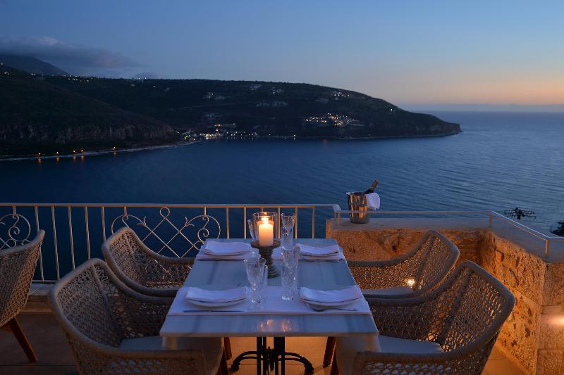 פנסיון Akrolithi Boutique