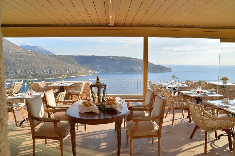 פנסיון Akrolithi Boutique