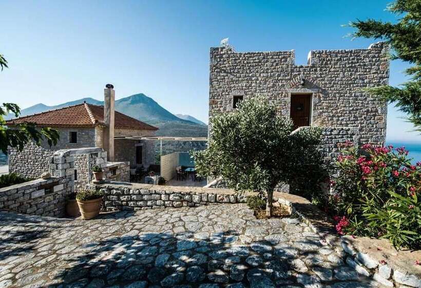 פנסיון Akrolithi Guesthouse