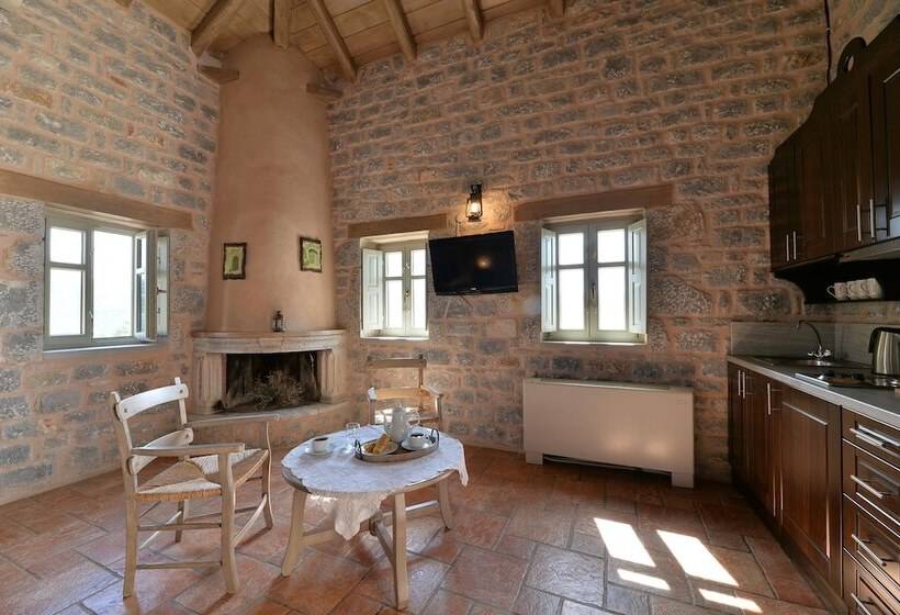 פנסיון Akrolithi Guesthouse