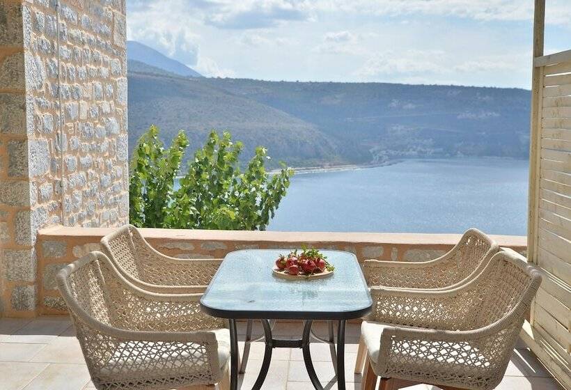 פנסיון Akrolithi Guesthouse