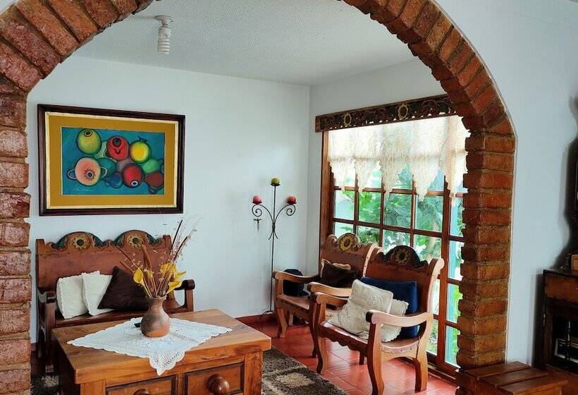 פנסיון Amalú Hospedaje