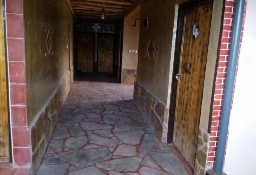 پانسیون Auberge Restaurant La Vallée Des Pommes