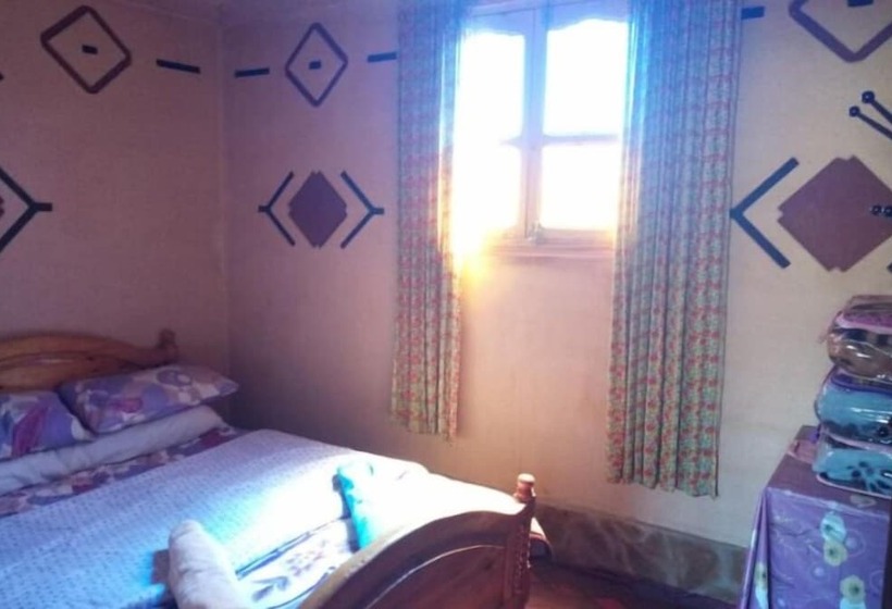 پانسیون Auberge Restaurant La Vallée Des Pommes