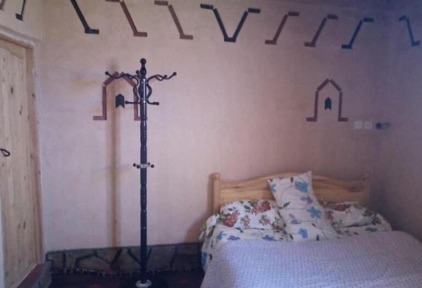 پانسیون Auberge Restaurant La Vallée Des Pommes