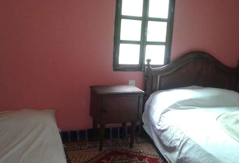 ペンション Auberge Toubkal Amsouzart Aitst Idar