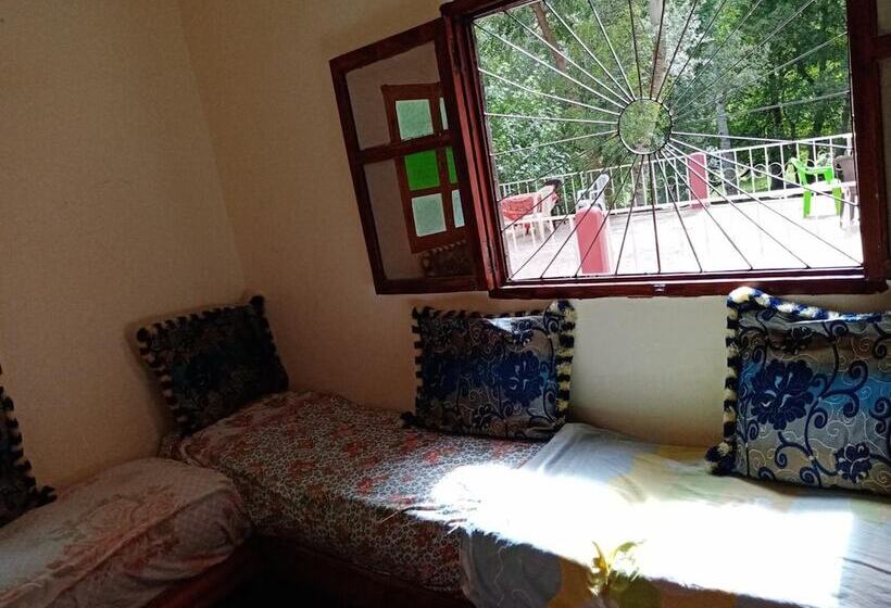 پانسیون Auberge Toubkal Amsouzart Aitst Idar