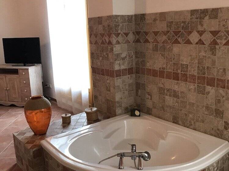 بنسيون Bastide Campagne Canal