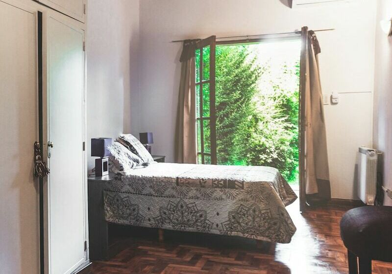 بنسيون Casa Viamonte