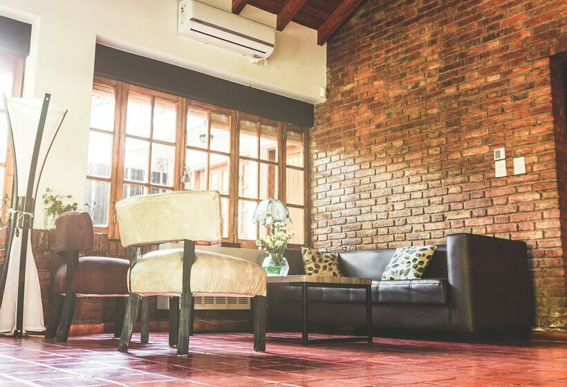 بنسيون Casa Viamonte