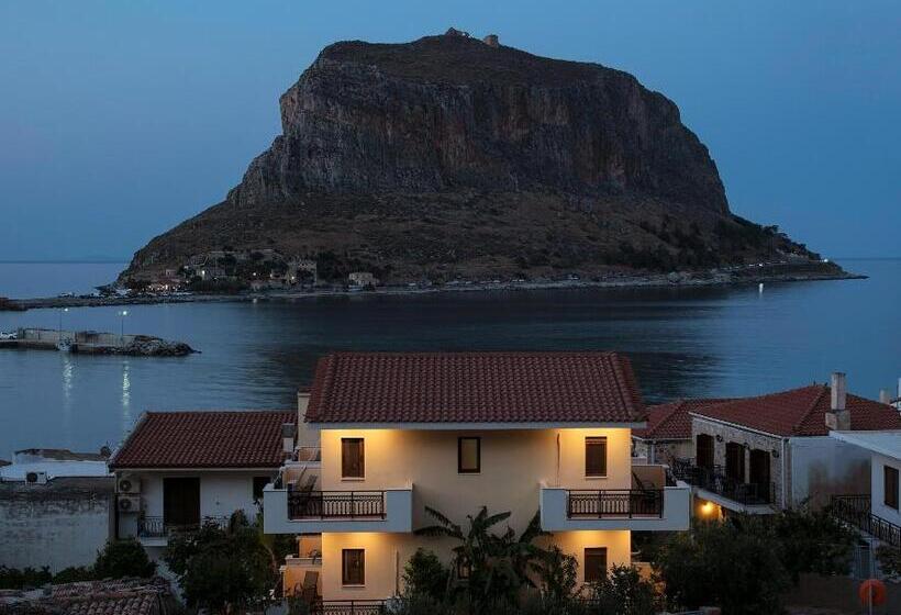 펜션 Cyrenia Guesthouse