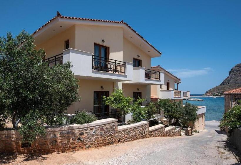 펜션 Cyrenia Guesthouse