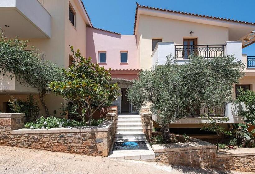 펜션 Cyrenia Guesthouse