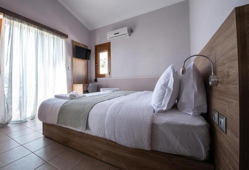 펜션 Cyrenia Guesthouse