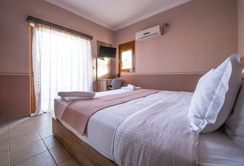 펜션 Cyrenia Guesthouse