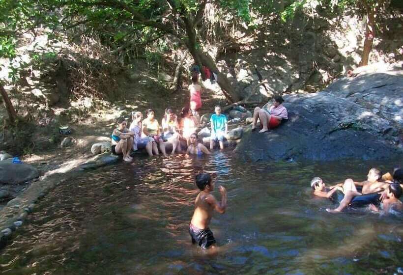 بنسيون Eco Veggie Hostel Balaramapuri