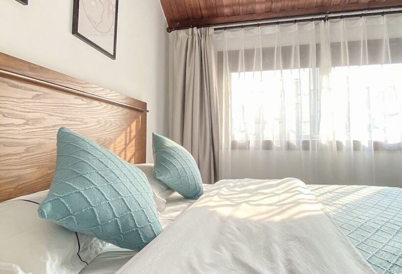 بنسيون Fenghuang Hemu House