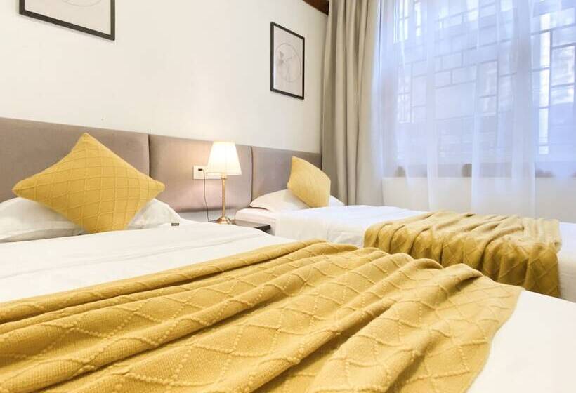 بنسيون Fenghuang Hemu House