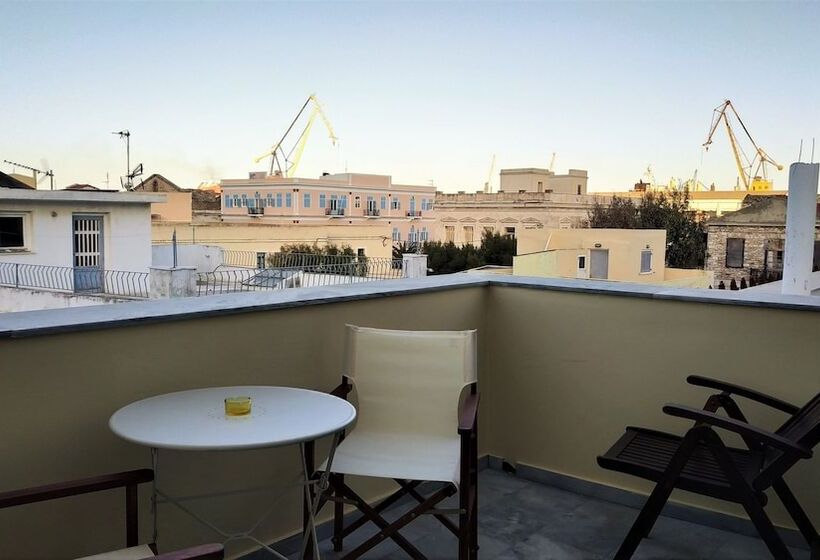 پانسیون Fiera Guesthouse