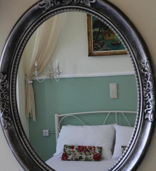 پانسیون Fiera Guesthouse