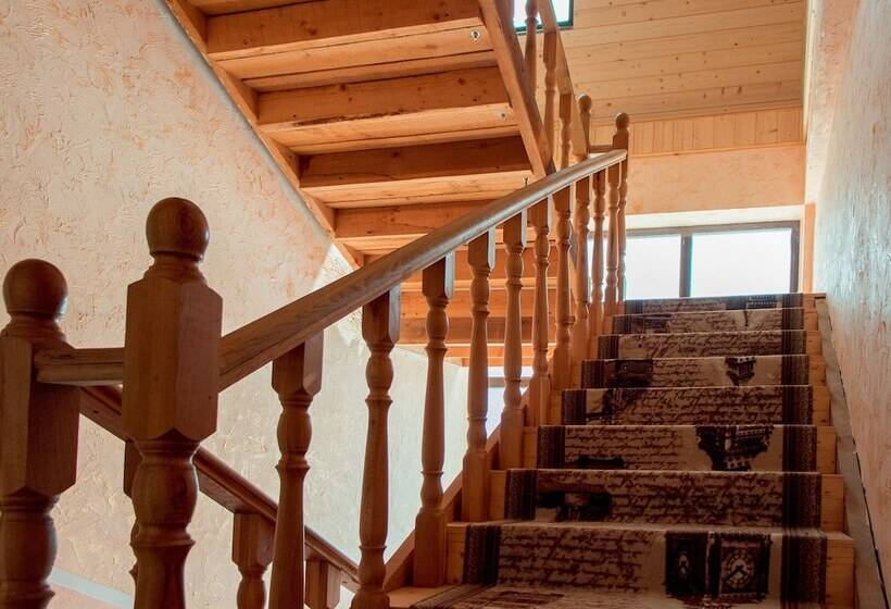 پانسیون Guest House Kolibri Beach