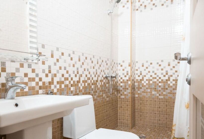 پانسیون Guest House Kolibri Beach