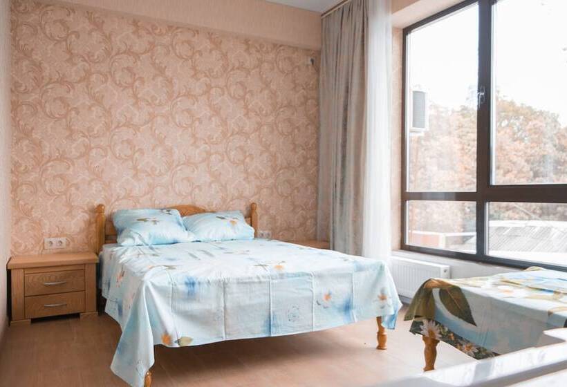 پانسیون Guest House Kolibri Beach