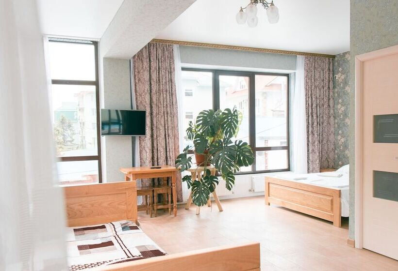 پانسیون Guest House Kolibri Beach