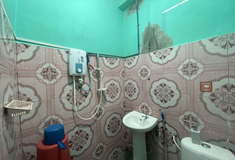 膳宿费 Kupi Kupi & Stay