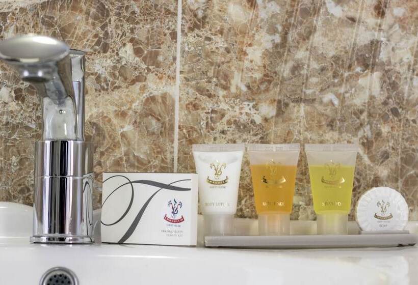 פנסיון Lakeview Guest House