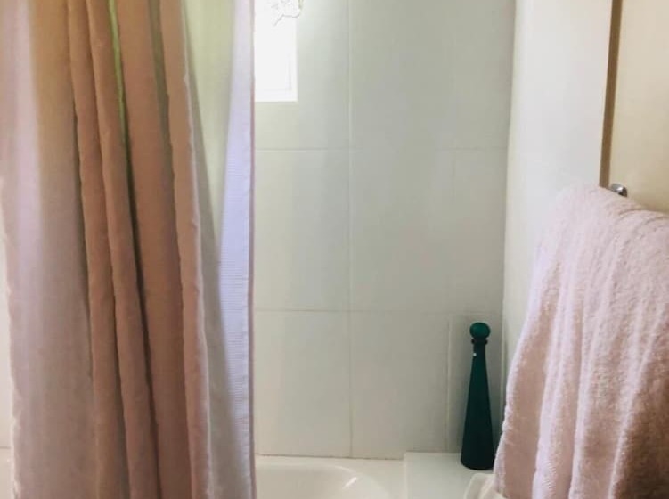 پانسیون Layla's B&b