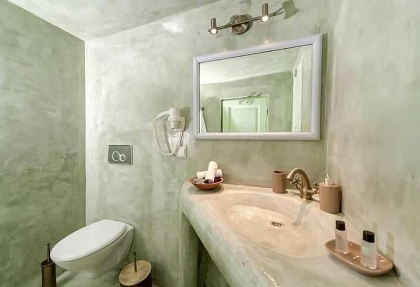 پانسیون Guest House Kalitsi