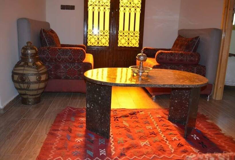 پانسیون Maison D Hôtes Tinwitchi