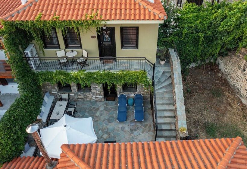 پانسیون Oreiades Guesthouse