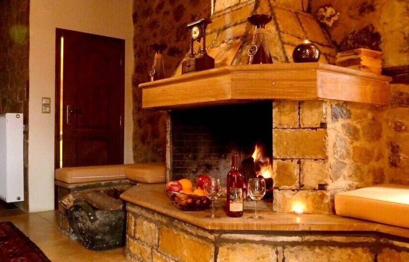 پانسیون Paliokastro Guesthouse
