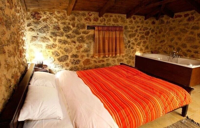 پانسیون Paliokastro Guesthouse