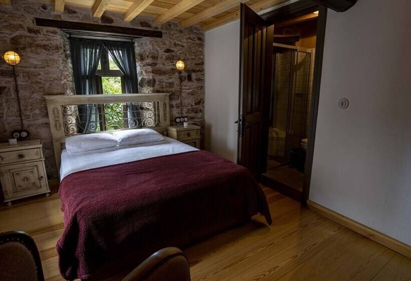 פנסיון Pita Hotel Cunda