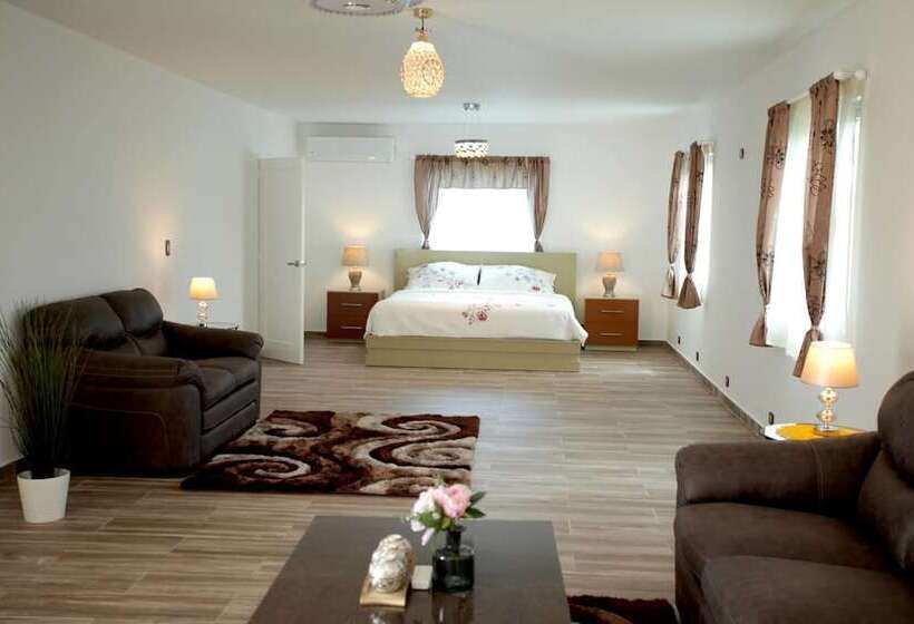 بنسيون Pueblo Checo   Czech Guest House