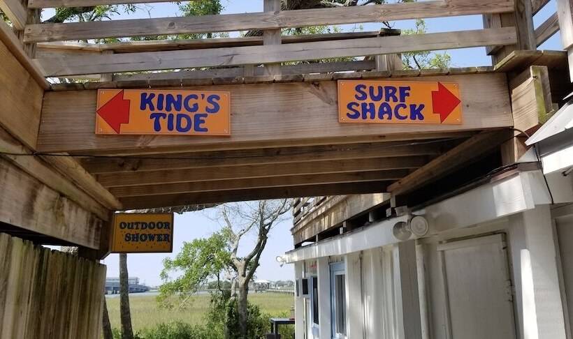 بنسيون Riverside Inn And Cottages