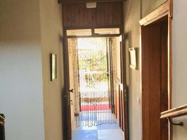 פנסיון Tas Suite Konukevi