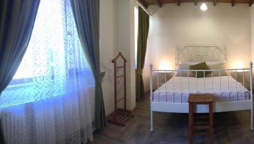 פנסיון Tas Suite Konukevi