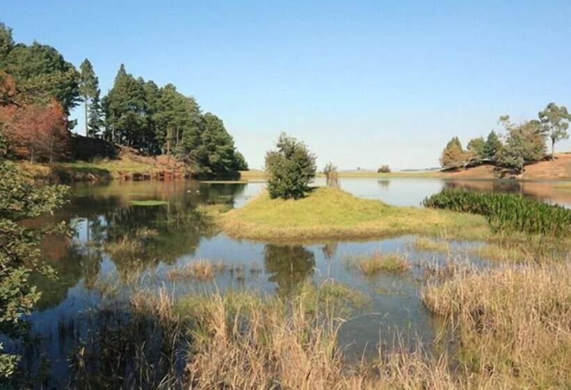 פנסיון Thatchings Guest House