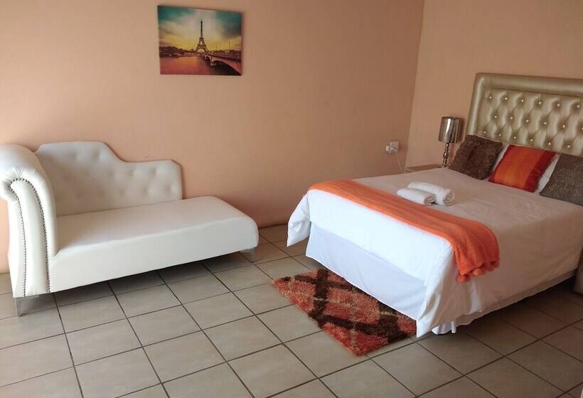 פנסיון Twilight Breeze Lodge