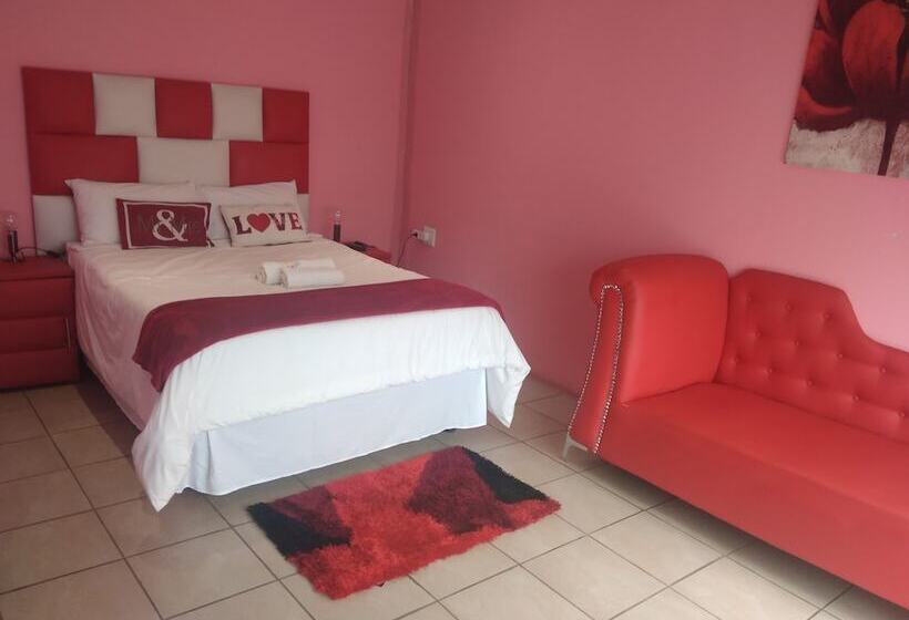 פנסיון Twilight Breeze Lodge