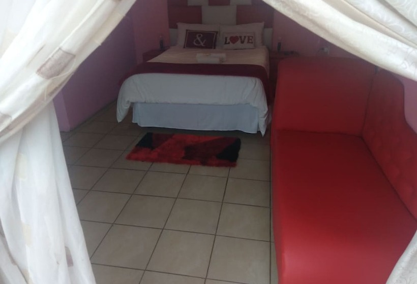 פנסיון Twilight Breeze Lodge