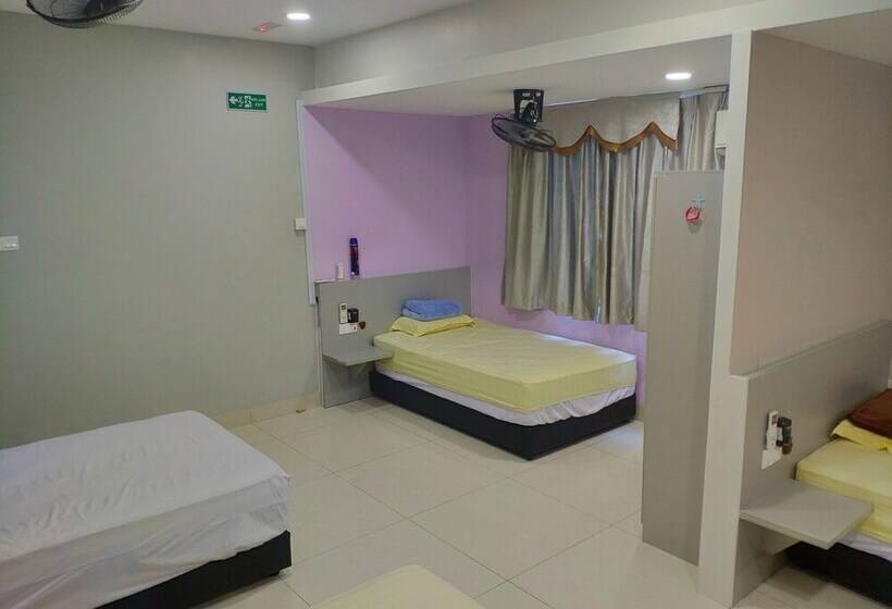 بنسيون Wawasan Homestay Butterworth