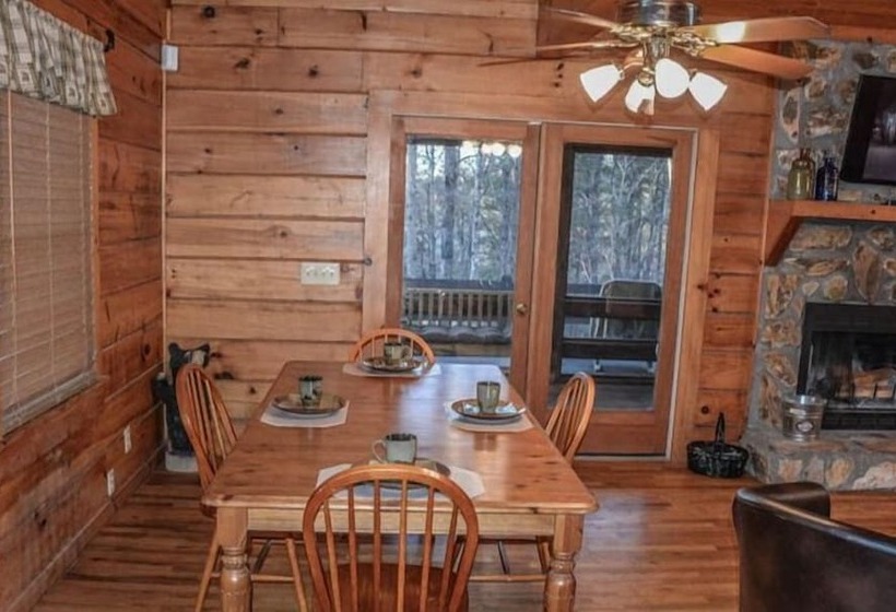 Poppy`s Mountain House