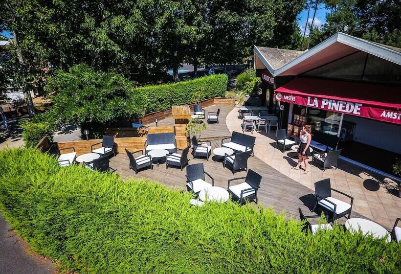 منتجع Vacances Passion   Leon Les Genets