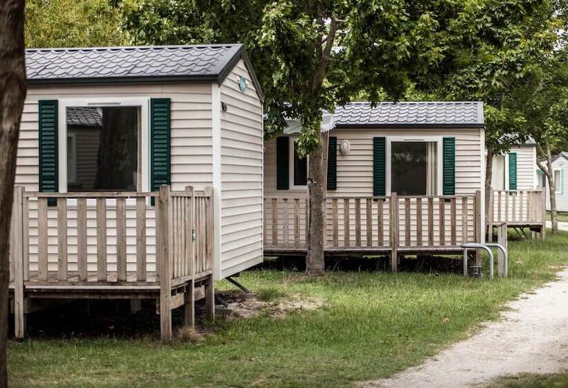 אתר נופש Village Vacances Passion Les Bris