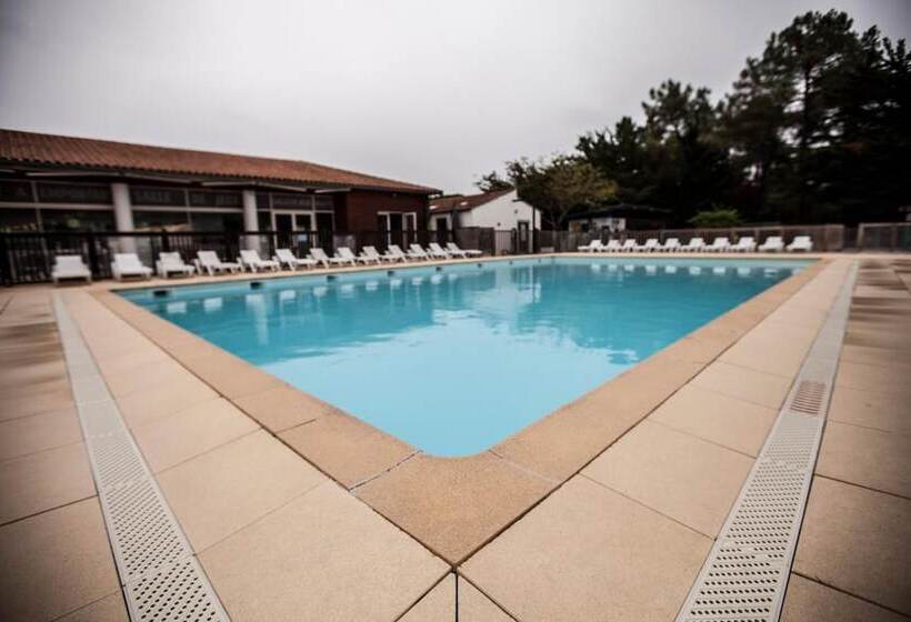 אתר נופש Village Vacances Passion Les Bris